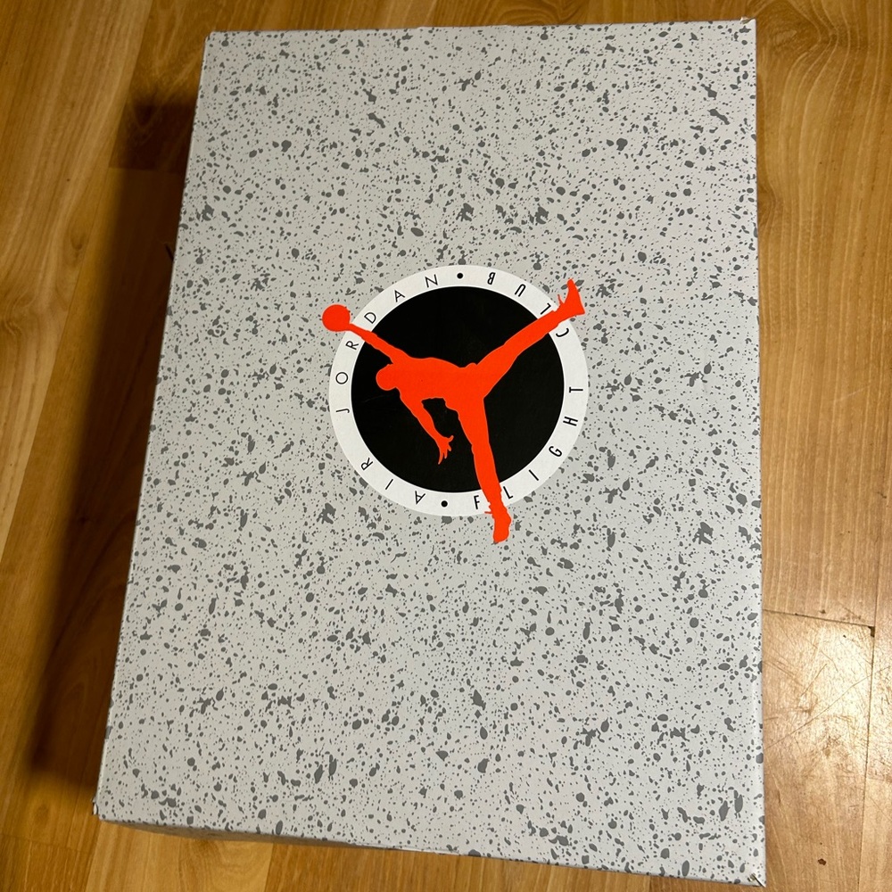 Air Jordan Speckled Shoe Box